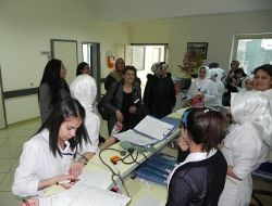 Demir, Hemşirelerin coşkusunu paylaştı